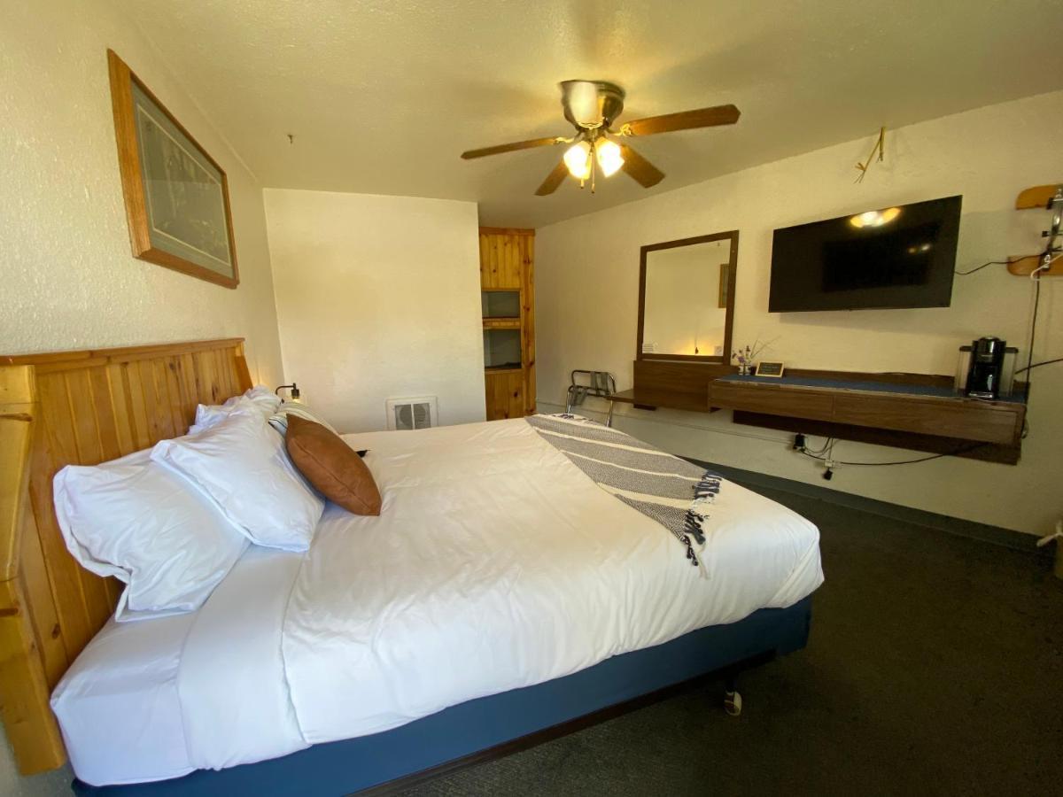 Columbia Point Resort Kettle Falls Extérieur photo