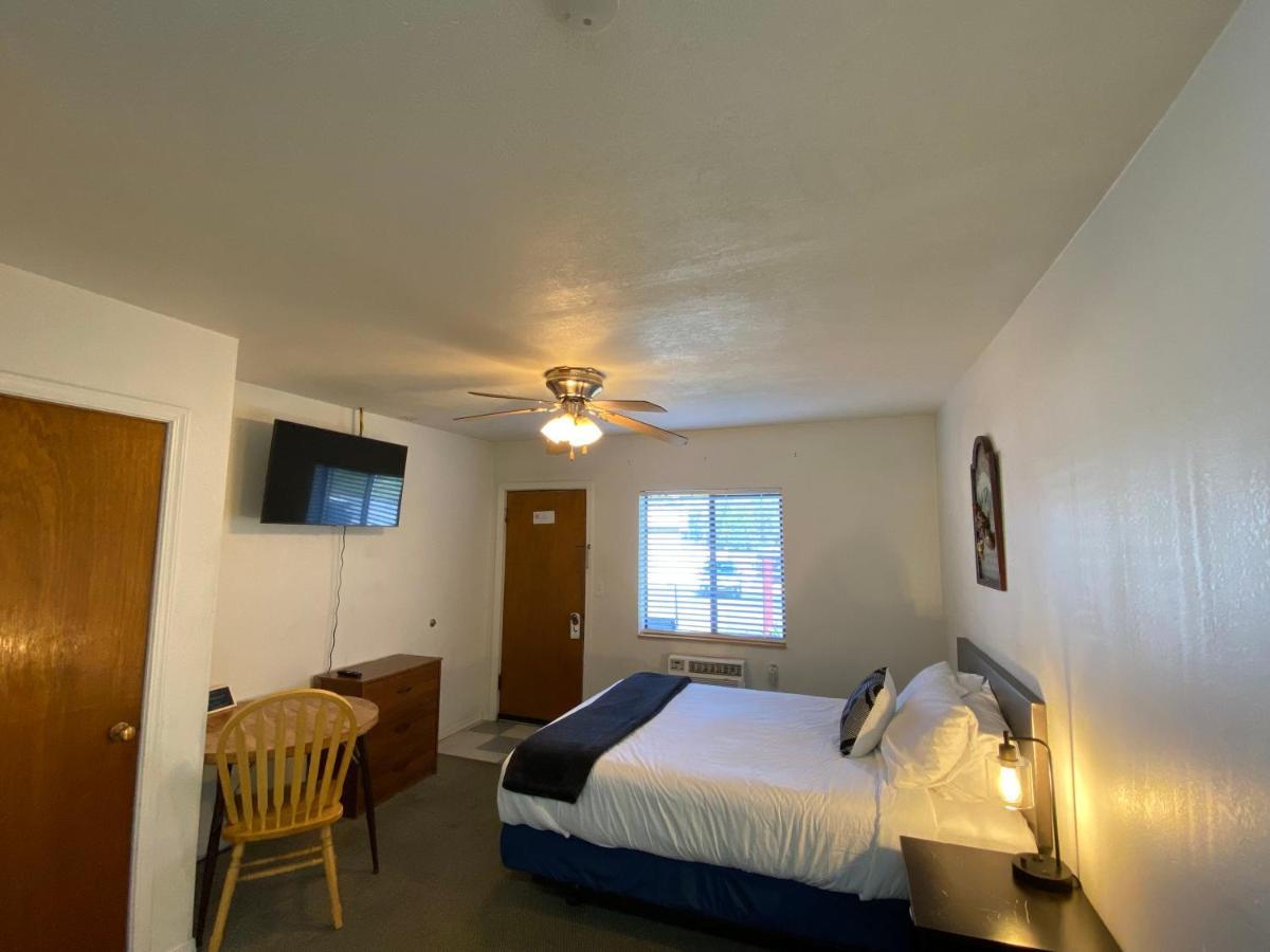 Columbia Point Resort Kettle Falls Extérieur photo